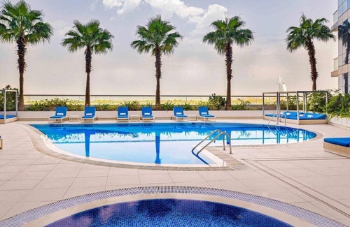 Al Barsha 1 Hotel | One Bedroom Apartment Near Mashreq Metro By E R