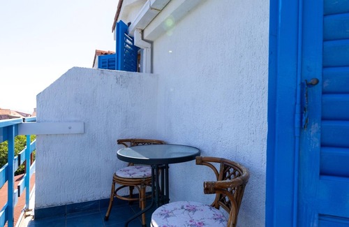 Sucuraj Apartment | One bedroom apartment with balcony and sea view Sućuraj, Hvar (A-3589-c)