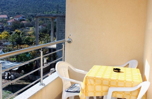 Vinisce Apartment | One bedroom apartment with terrace and sea view Vinišće, Trogir (A-5229-a)