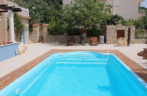 Tucepi Apartment | One bedroom apartment with terrace and sea view Tučepi, Makarska (A-6817-b)