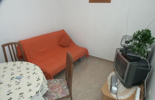 Zman Apartment | One bedroom apartment with terrace and sea view Žman, Dugi otok (A-873-a)
