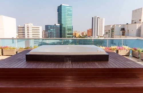 Alto Prado Apartment | One bedroom at villa country with river views