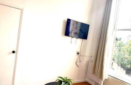 Kentish Town Apartment | One Bedroom Flat A in Kentish Town