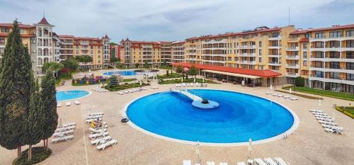 Sunny Beach Apartment | One bedroom guest suite