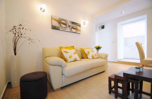 Presika House | One-Bedroom House in Labin I
