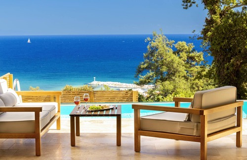 Golden Beach Villa | One-Bedroom Villa with a private, heated, infinity pool