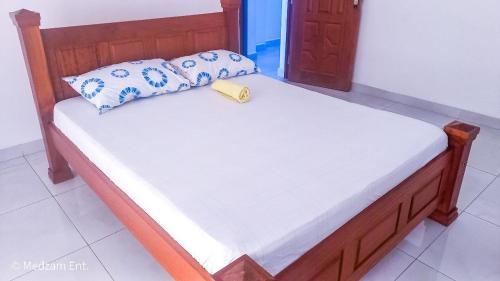 Manyimbo Apartment | One Bedrooms with 2 Bed Kisimani Heights Apt