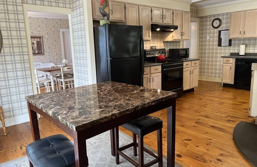Cooperstown House | One mile from Cooperstown Dream Park ~ 5 minutes to The Village of Cooperstown