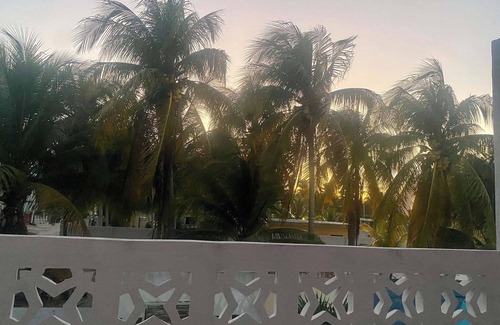 Telchac Puerto House | One Minute Walk to the Beach!