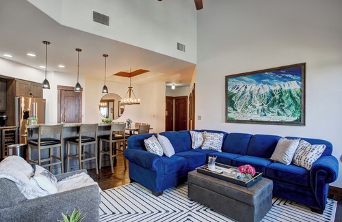 Peak 8 Condo | One Ski Hill 2BR Penthouse Ski-In/Out w/Stunning Gondola & Mountain Views
