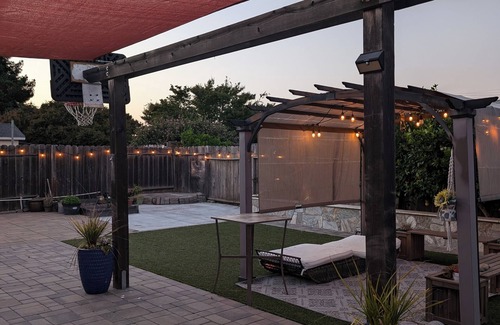 Newark House | OneHaley - Clean Energy Home - Cozy, Charming Home for Your Comforts