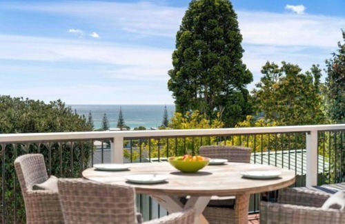 Onemana House | Onemana Retreat - Sea Views