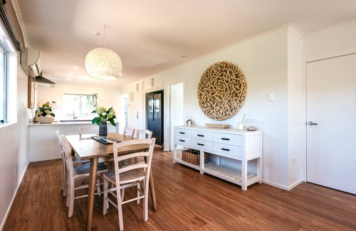 Blackpool House | ONEROA COASTAL CLASSIC | Coast & Country | WINTER DEAL - Stay for 3, Pay for 2
