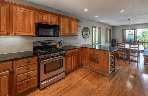 Stratton Mountain House | Only 5 minutes away from Stratton Mountain