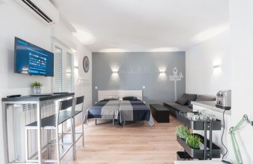 Palos de la Frontera Apartment | ººººRA New Atocha City Centre WiFi AC SmartTVºººº