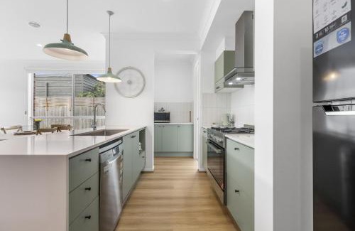 Warrnambool House | Opal Villa