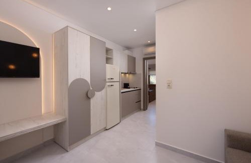 Potos Apartment | Opalium Beach Front Suites
