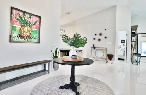 Southwest House | Open Concept Sunset Galore in West Palm Beach