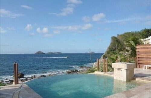 Anse des Lezards Villa | OPEN FOR NEW YEARS EVE. HOLIDAYS DEC. 28-JAN O3 DEPART.CONTACT ME FOR RATE!
