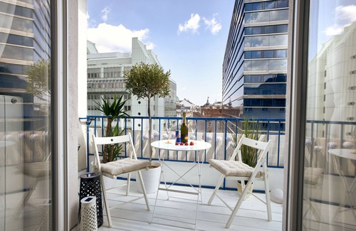Wieden Apartment | Opera City Center Apartments