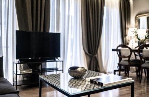 Old Town Apartment | Opus 5 Luxury Apartment in Liston Corfu