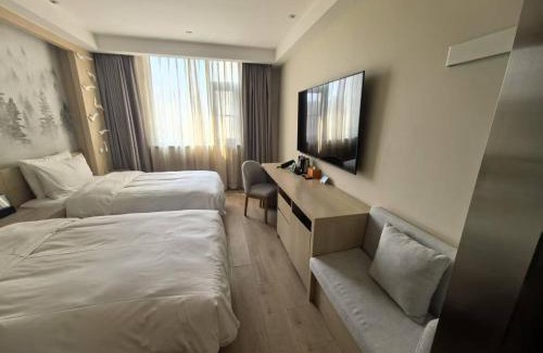Fengtai Hotel | Orange Hotel Beijing South Railway Station South Square