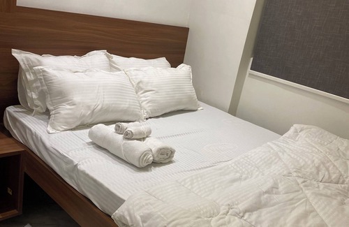 Kolkata House | OrangeBricks Boutique Guest House