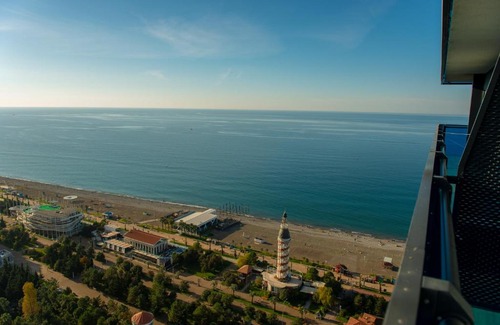 New Boulevard Apartment | ORBI CiTY Aparthotel Black Sea View