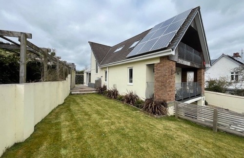 Wadebridge Cottage | Orchard House, in the bustling town of Wadebridge