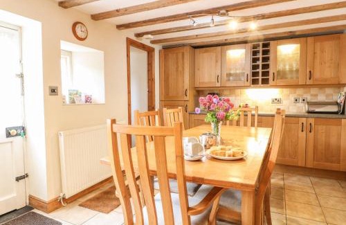Parwich House | Orchard View