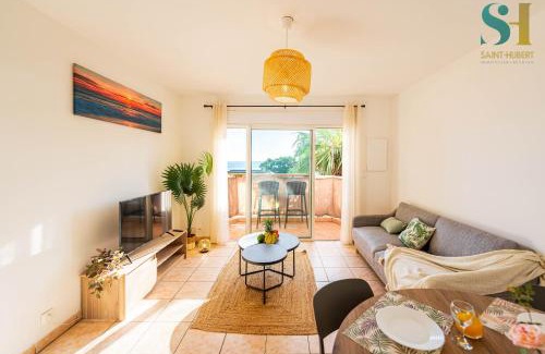 Boucan Canot Apartment | ORCHIDEA, La Plage de Boucan Canot à vos pieds !
