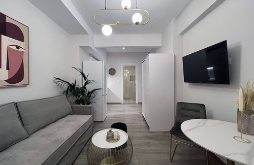 Thessaloniki City Centre Apartment | Origami suites