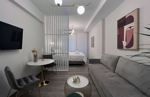 Thessaloniki City Centre Apartment | Origami suites