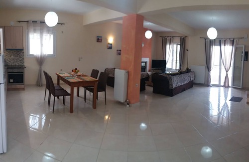 Sinarades Apartment | Orion apartment 2 floor apartment. Family friendly.