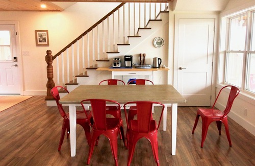 Darnley Cottage | Orion's Porch PEI - Unique Beach House with Best Views of Thundercove Beach