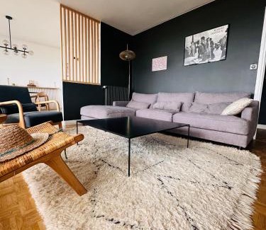 La Madeleine Apartment | Orléans proche bord de Loire - Appartement 2 chambres avec grand balcon - Le Panoramique Orléanais