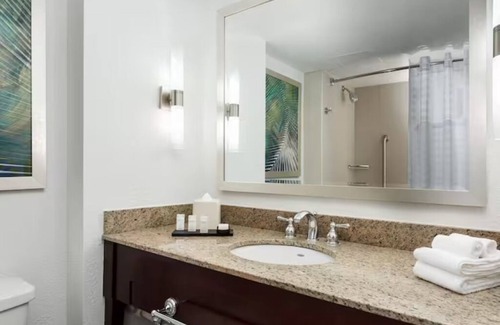 Florida Central Atlantic Coast Hotel | Orlando Suite Offering Living + Rest Areas for Theme Park or Family Stays