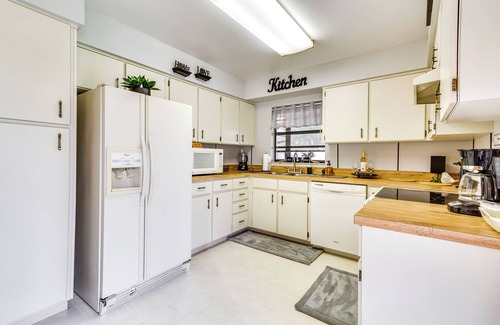 Ventura House | Orlando Vacation Rental w/Yard & Pool Access