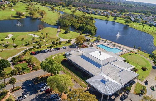Ventura Condo | Orlando Ventura Gated Community, Pools/hot tub, tennis, golf, restaurant