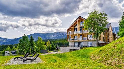 Bierutowice Apartment | Orlik VIP Residence - Apartament dwupoziomowy Śnieżka Skyline z prywatną sauną