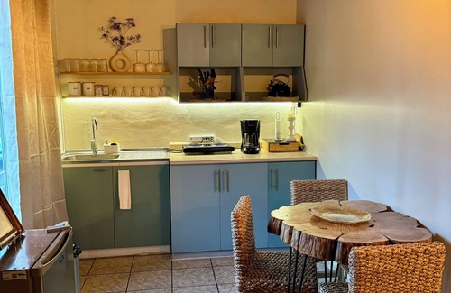 Juayua Apartment | Orquídea Loft. Espacio acogedor, privado y excelente ubicación.