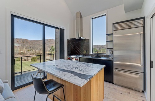 Crozet Cottage | Orso Blu Farm Guesthouse, one-of-a-kind in Crozet
