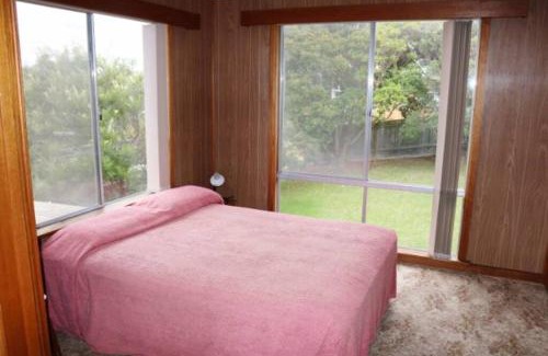 Merimbula House | Osborne House - 4 Bedroom