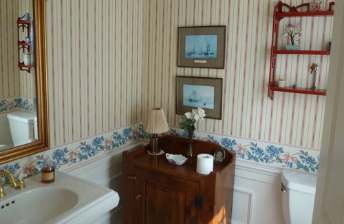 Osterville House | Osterville Charmer in a private neighborhood setting