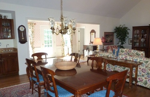Osterville House | Osterville Charmer in a private neighborhood setting