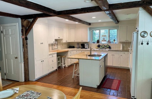 Osterville House | Osterville Escape to our Spacious Family Getaway. Barnstable Beach pass included