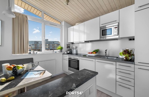 Wendtorfer Strand House | Ostseelchen - great facilities, best sea view, large garden, sauna, bike port