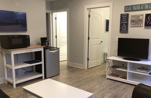 Ottawa Beach Apartment | Ottawa Beach Historic District Guest Suite