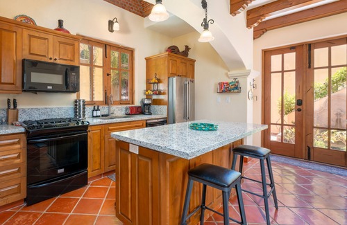 Nopolo House | Our exquisite 2-bedroom 2-bathroom casa offers a perfect blend of comfort and convenience.