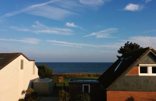 Sutel House | Our Meerglück on the Baltic Sea, sea view, open fire & sauna, 4-5 persons